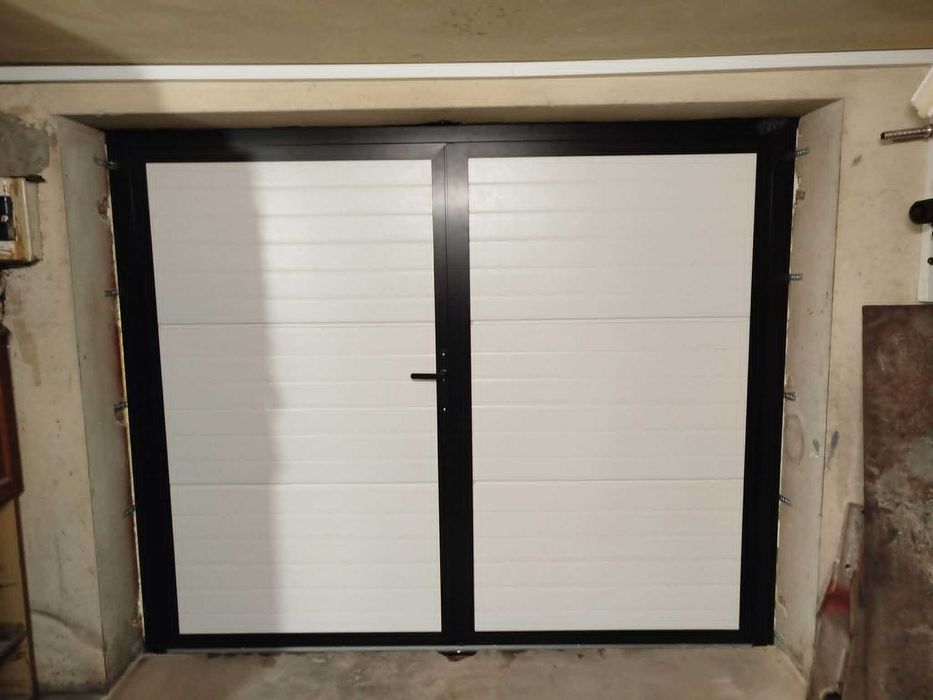 Brama garażowa dwuskrzydłowa rozwierna ocieplana 40mm bramy garażowe panelowe aluminiowe techniczne gospodarcze garażowych drzwi wejściowe skrzydłowe