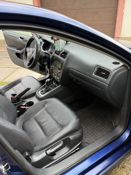 Volkswagen Jetta 2011