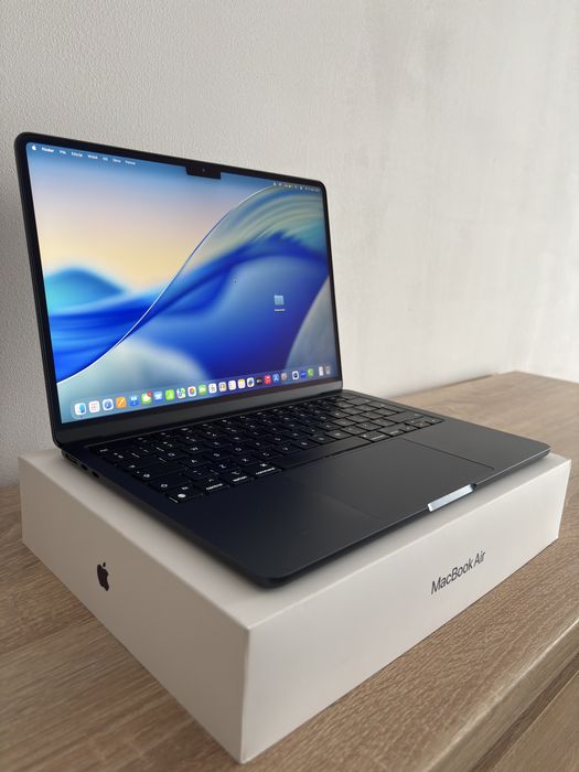 Apple MacBook Air 13” M3 2024 (A3113) | Kondycja 99% | GWARANCJA 06.2026