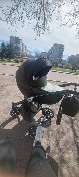 Продам коляску 2 в 1