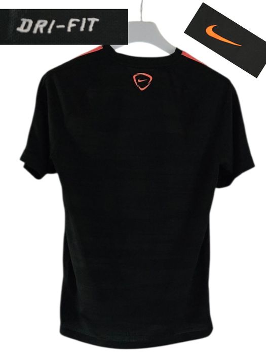 Męska  koszulka  Nike Dri-FIT- M