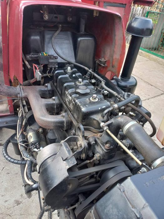 Продам трактор 35 махіндра Mahindra ( з кабіною)