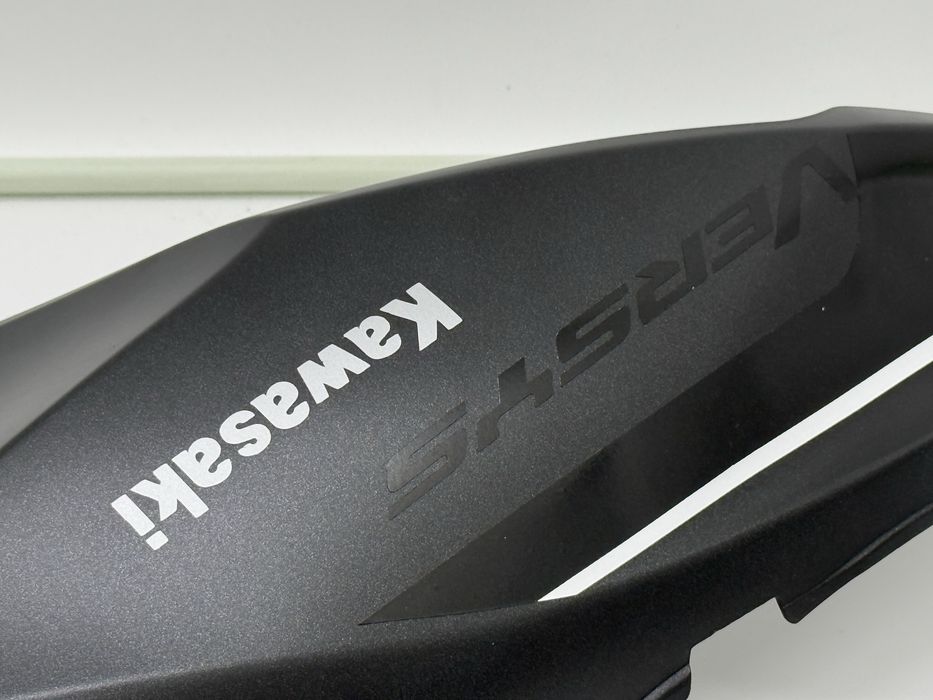 Kawasaki versys 650 bok boczek owiewka Lewa