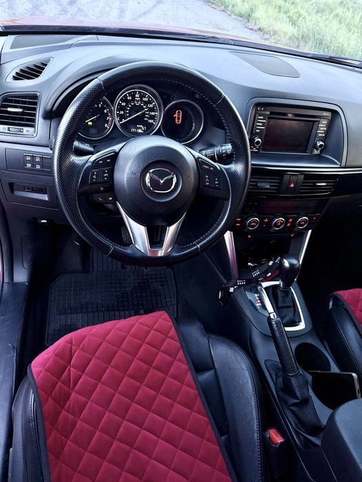 Автомобіль Mazda CX5