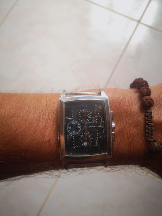 Relógio Jacques Lemans Chronograph (Série 1-1609) — Clássico e Elegante