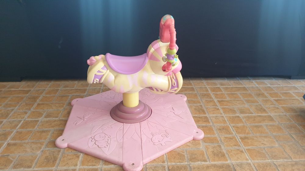 Cavalo brincar para bebe criança da Fisher Price em bom estado