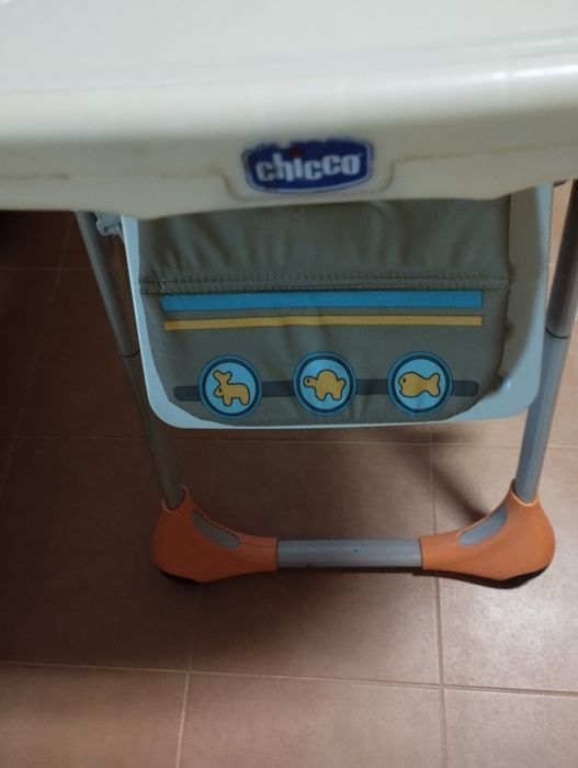 Cadeira de refeição para bebé, da Chicco