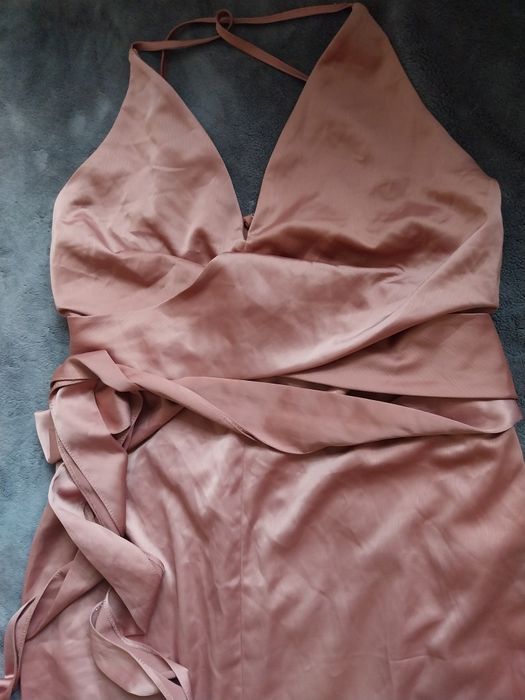 Asos elegancka sukienk atlasowa midi ołówkowa L