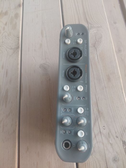 Placa de som  M audio fast trak pro