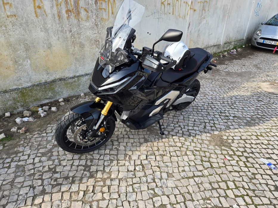 Honda X-adv 750 / 2025