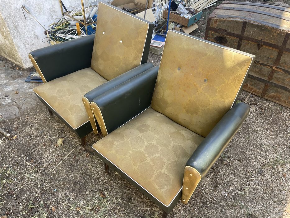 Vende-se par de cadeirões vintage