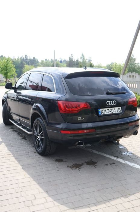 Продам Audi Q7 3.0 TDI