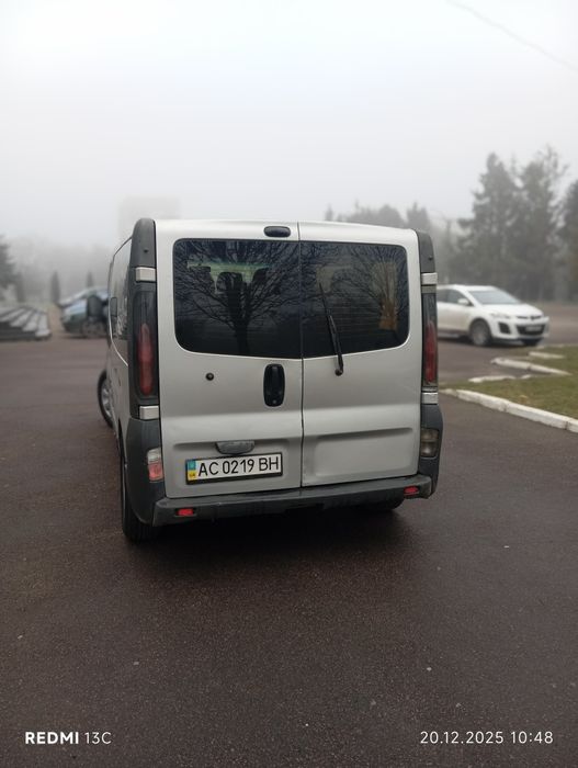 Продам Опель віваро 2002р. 1.9 100ка