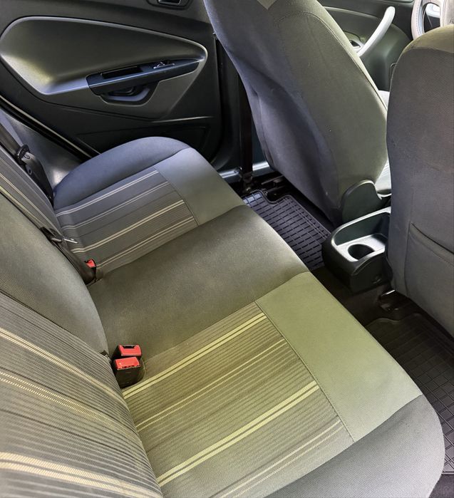 Ford Fiesta Mk7 1.6 diesel 2009r stan bardzo dobry możliwy transport