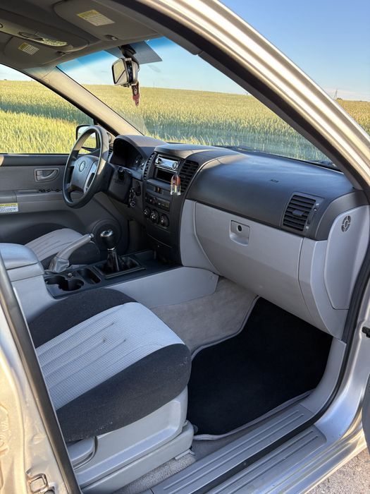 Kia sorento.