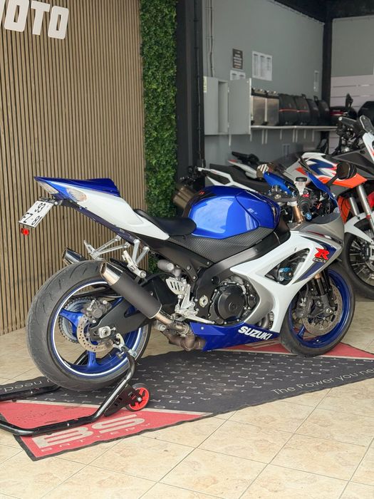 Suzuki GSX-R 1000 K8