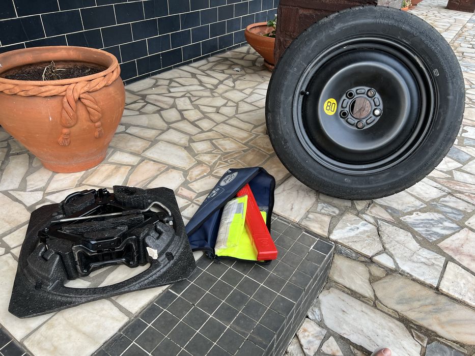 Roda sobresselente c/ kit completo