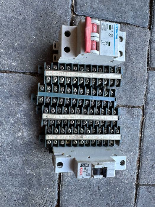 Zestaw Elektryczny Wyłącznik Hyundai C10 FAEL B16 + Listwy Zaciskowe Śrubowe
