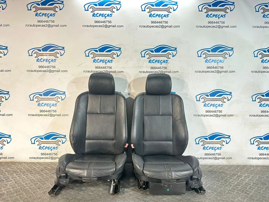 Conjunto Bancos Pele Pack M BMW X3 E83 2003 - 2010