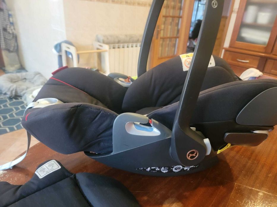 Ovo Cybex Cloud Z i-size “Ferrari”