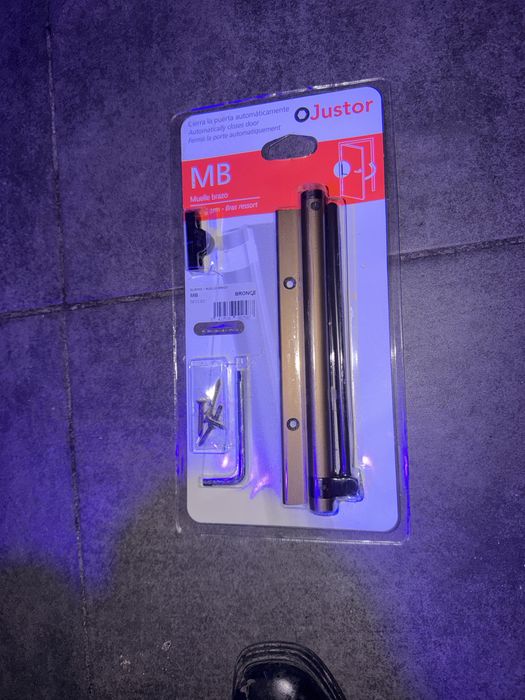 Fechador de porta