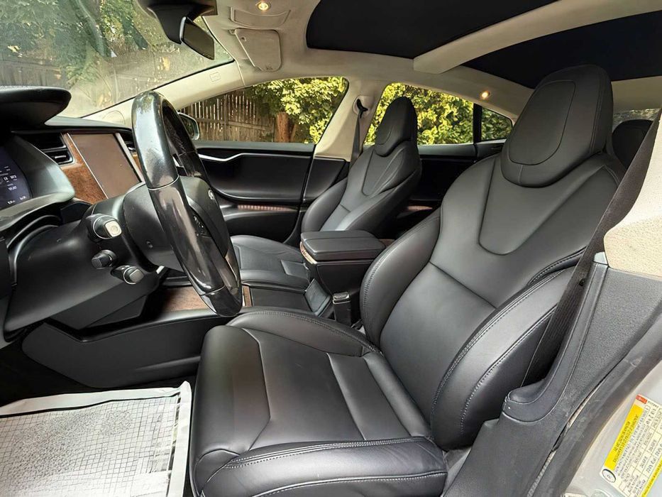 Tesla Model S 100D      2018