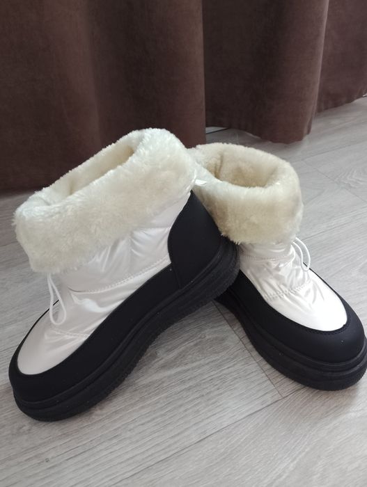 Уггі  дутіки жіночі