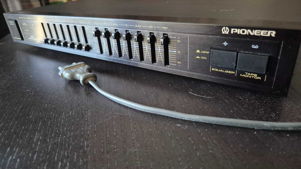 Pioneer Equalizador  GR 470