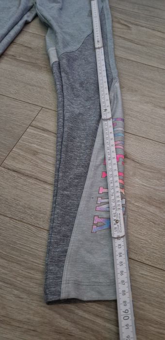 Szare legginsy Victoria's Secret rozmiar xs plus nowy top xs