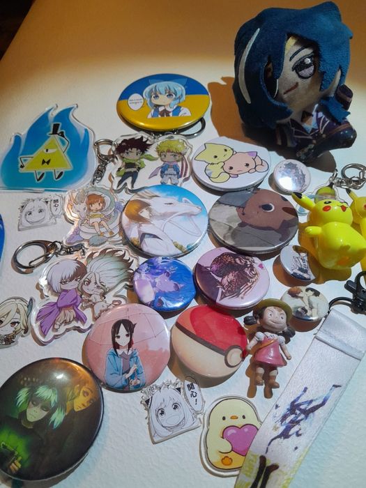 Значки брелки іграшка аніме геншин