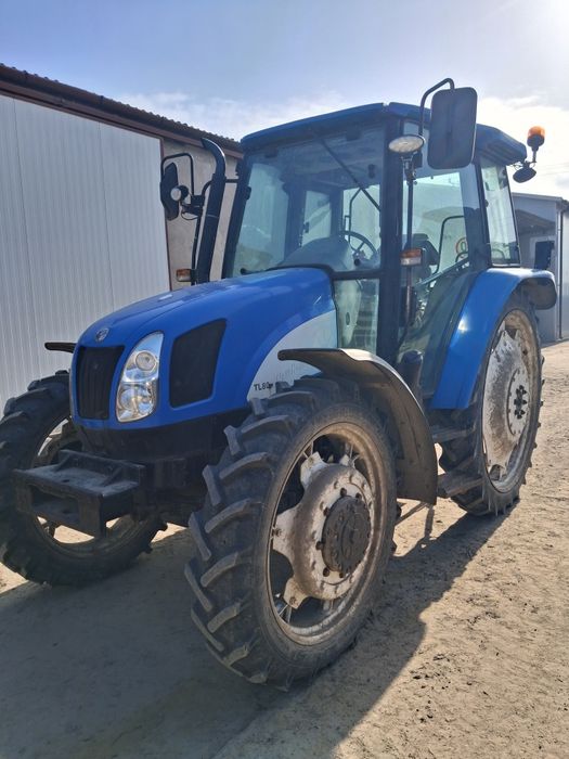 New Holland TL80a