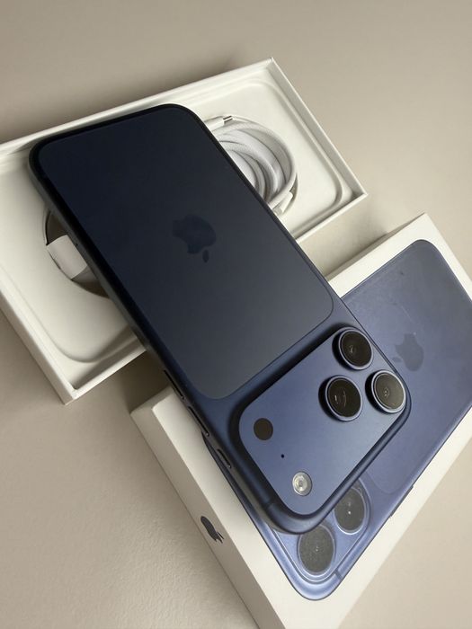 Iphone 17 pro max 1 tb deep blue фізична sim