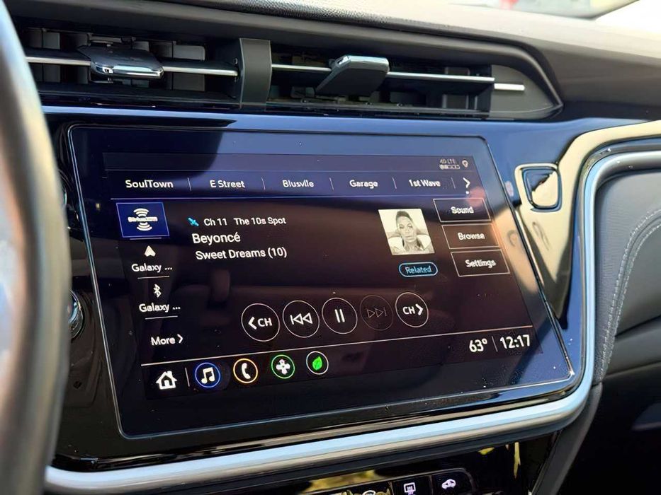 Chevrolet Bolt EUV      2023