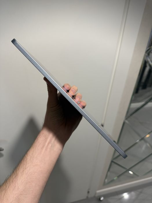 iPad Air 6 2025 128GB M2 blue   30 днів гарантія