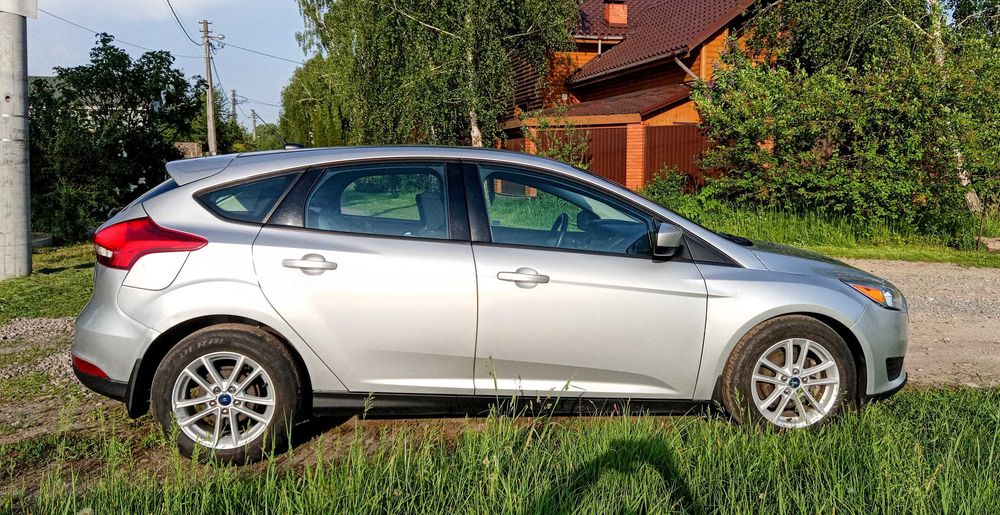 Ford Focus 2017 VIN 1FADP3K2XJL224945 фото оголошення 6 з 13