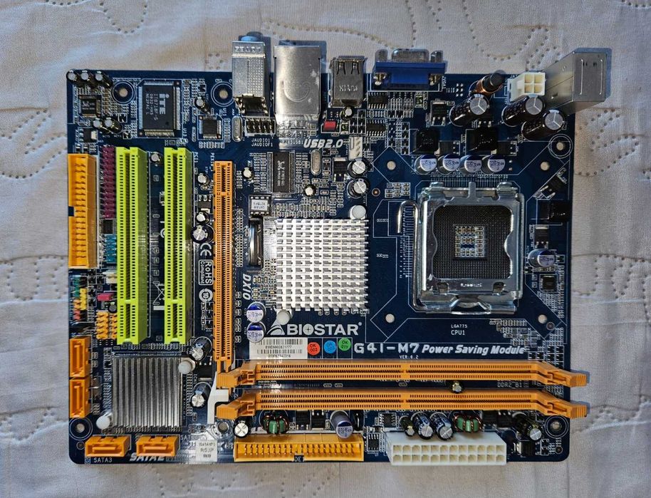 Старі материнські плати MSI, FOXCONN, BIOSTAR, ASROCK