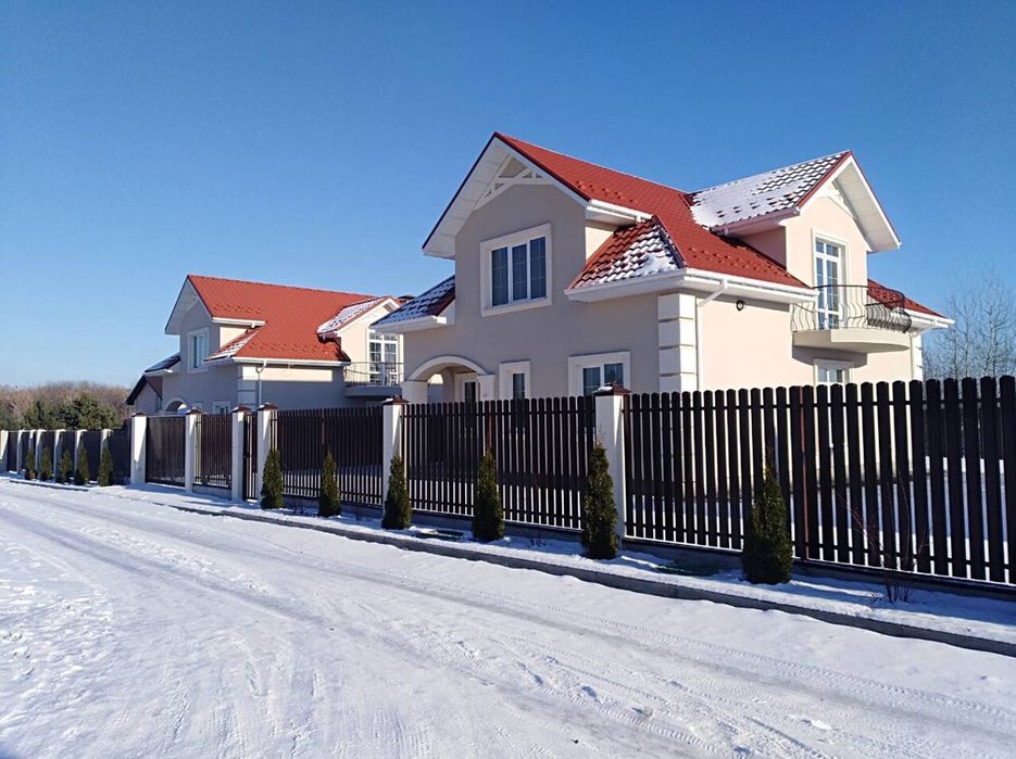 Котеджний Комплекс " Зарічний Гай"