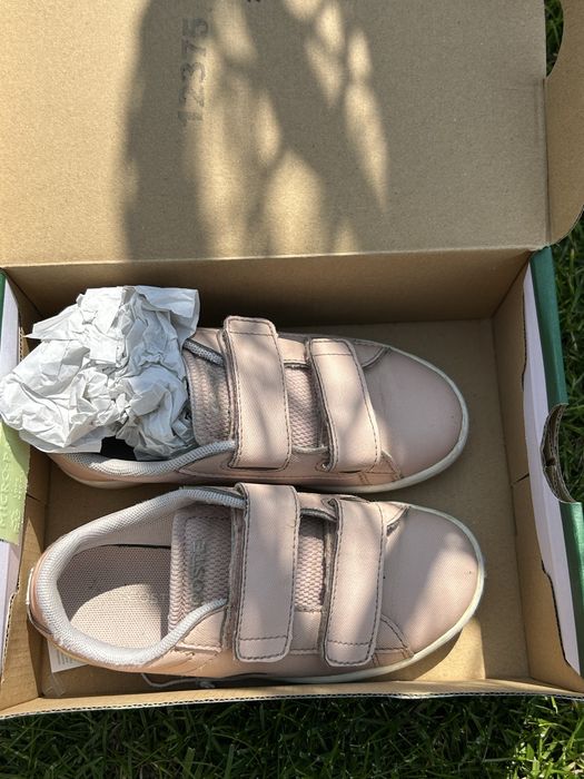 Lacoste adidasy rzep roz.28