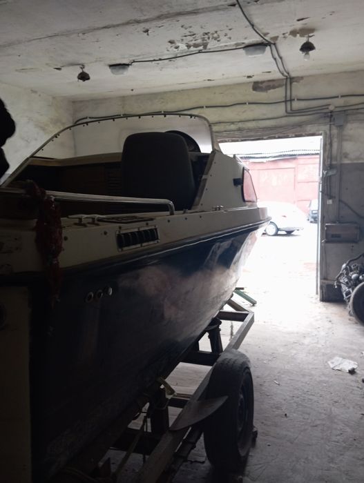 Катер Финмастер .