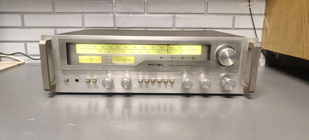 Amplituner ROTEL RX-603. Vintage