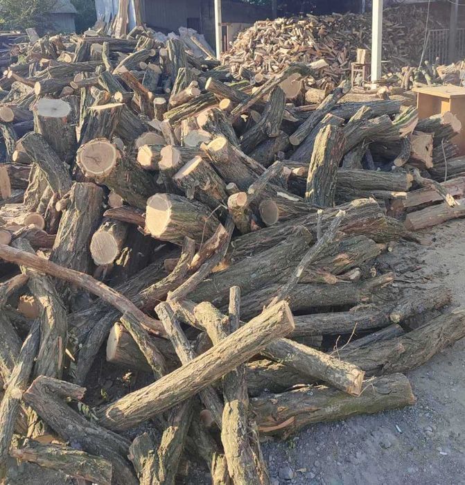 Продам колотые/метровые ДРОВА Акация ДУБ ЯСЕНЬ МЕШАНКА Тополь/Доставка