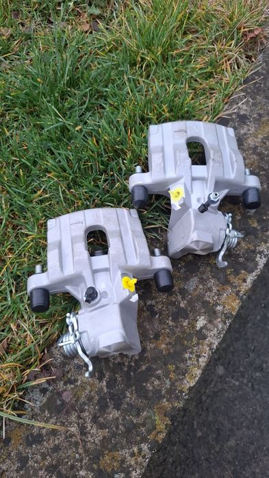 Гальмівний супорт Nissan Primera P12, WP12