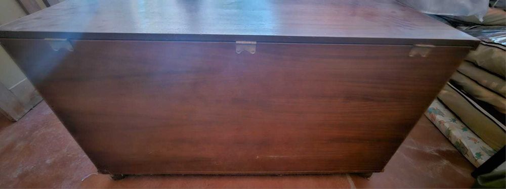 Arca espaçosa de roupa