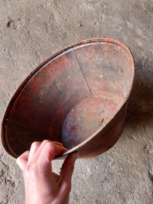 Celha antiga chapa zincada