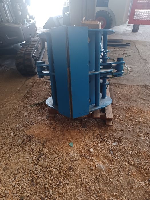 Pinça Rotativa para máquina jiratoria