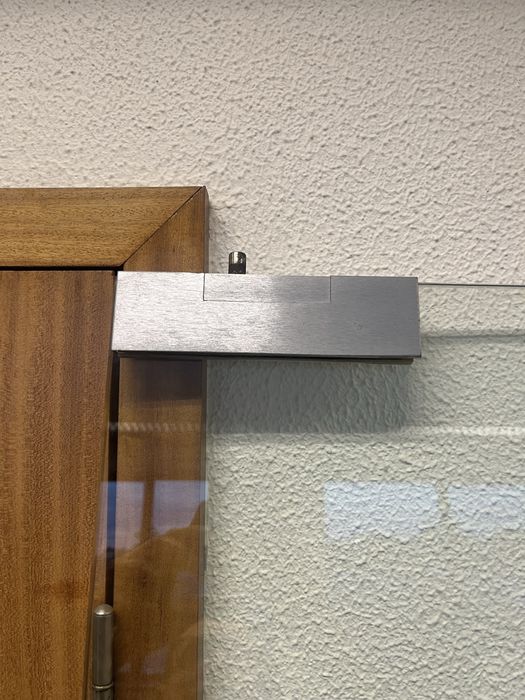 Porta em Vidro Temperado com Fechadura