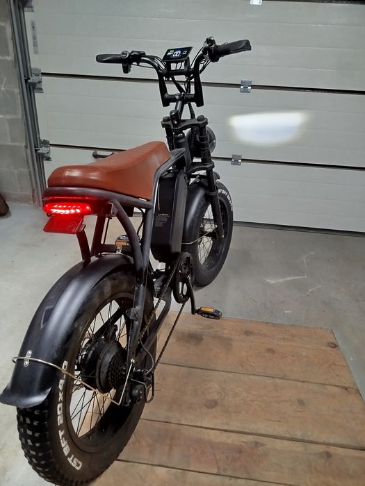 Електровелосипед Фетбайк