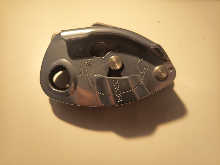 Grigri Petzl przyrząd asekuracyjny