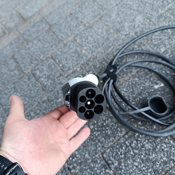 Ładowarka do samochodu elektrycznego