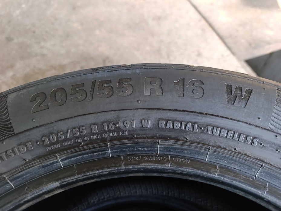 шини резина 205/55 R16 Continental